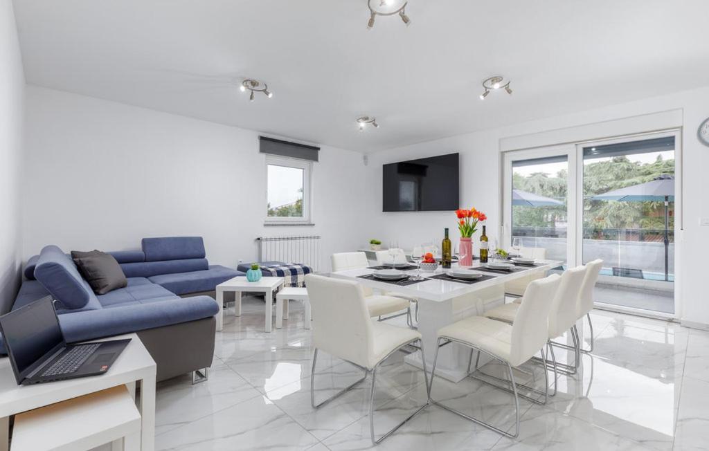 Villa Nikolina - Luxury Villa With 5 Bedrooms And Swimming Pool Vodnjan Luaran gambar