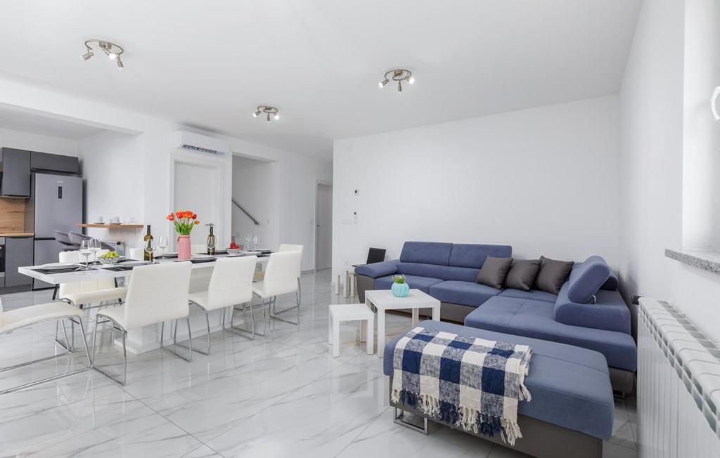 Villa Nikolina - Luxury Villa With 5 Bedrooms And Swimming Pool Vodnjan Luaran gambar